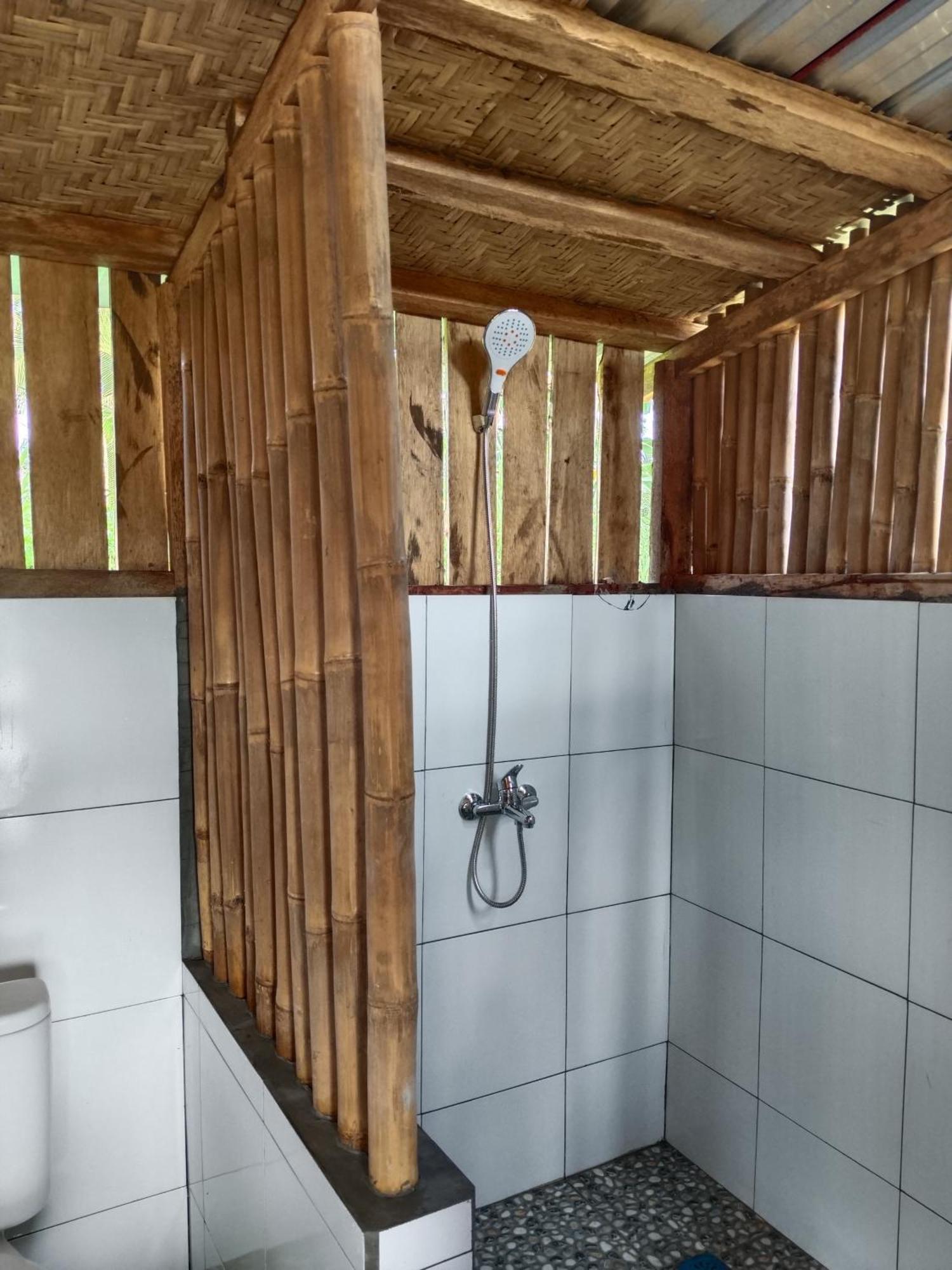 Dewi Rinjani Homestay Тетебату Екстер'єр фото